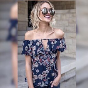 Vici Ria off the Shoulder Top NWOT